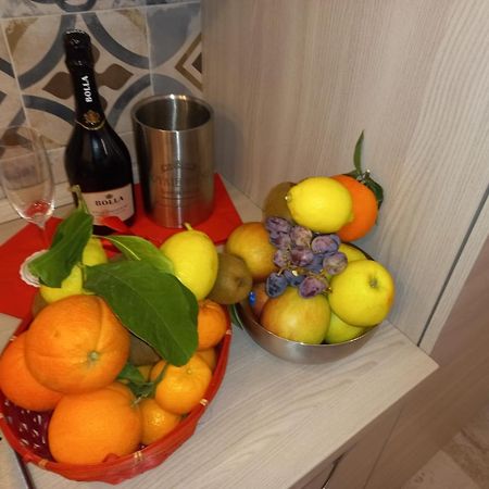 Antico-Vicolo Appartamento Viviana Vercelli Esterno foto